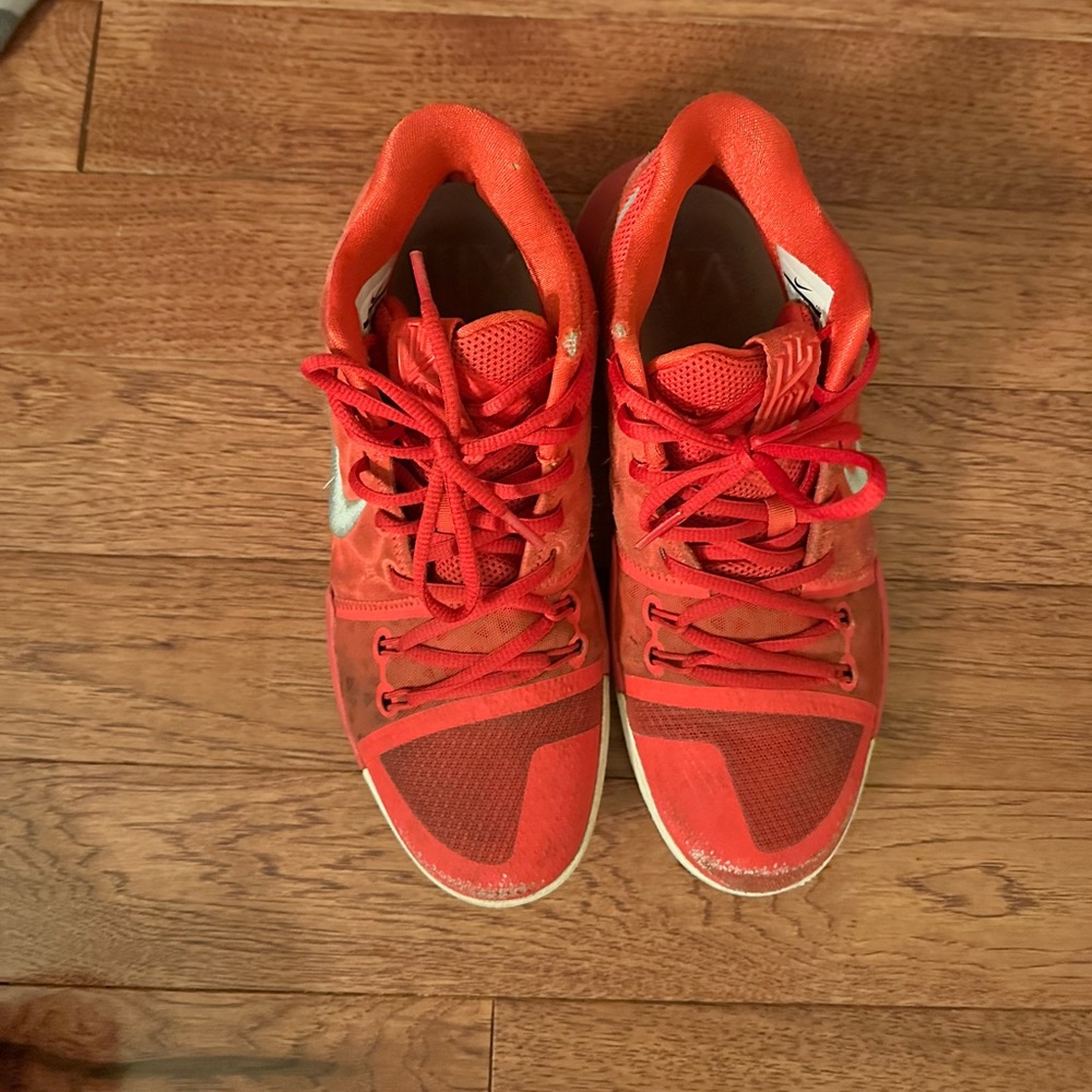 Nike Kyrie 3 Red Suede, Size 8.5, Men’s.